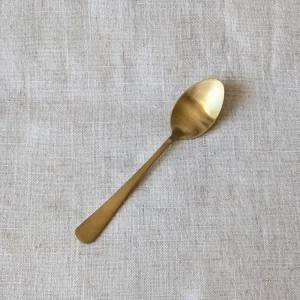 Petite cuillère dorée décoration table mariage chic bohème élégant dessert café